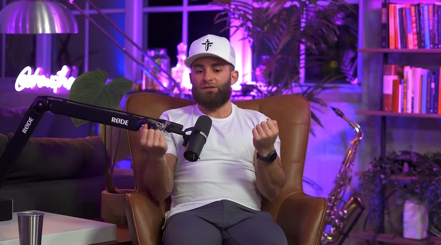 “剑鱼”17时升级为强热带风暴,预计强度逐渐增强